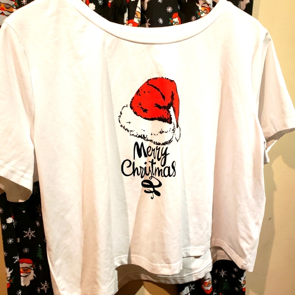 NWOT Jouniors Super Cute Christmast Pajama Set - Picture 2 of 8